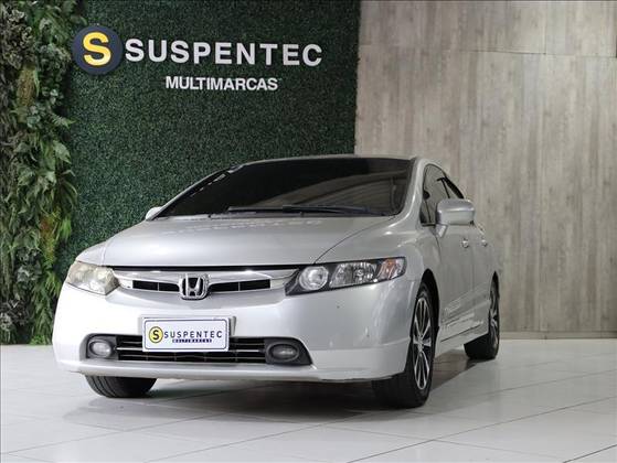 HONDA CIVIC 1.8 LXS 16V FLEX 4P AUTOMÁTICO HONDA CIVIC 1.8 LXS 16V FLEX 4P AUTOMÁTICO